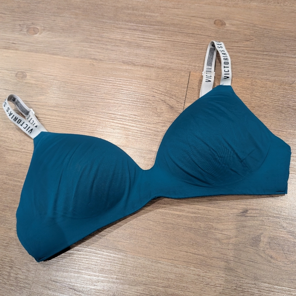 Victoria's Secret Teal Wireless Bra